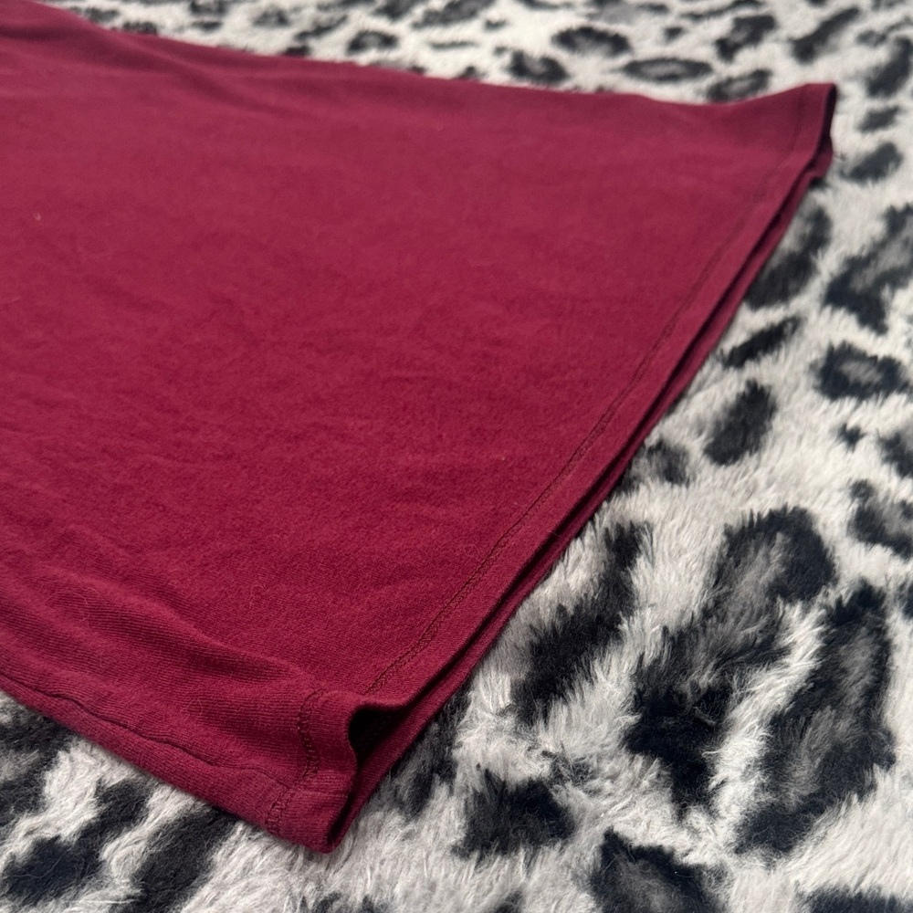 A New Day Burgundy Scoop Neck Tank Top - Picture 4 of 5